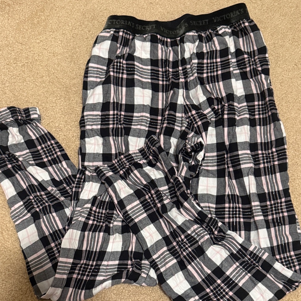 Victoria's Secret Black and Pink Checkered Lounge Pants